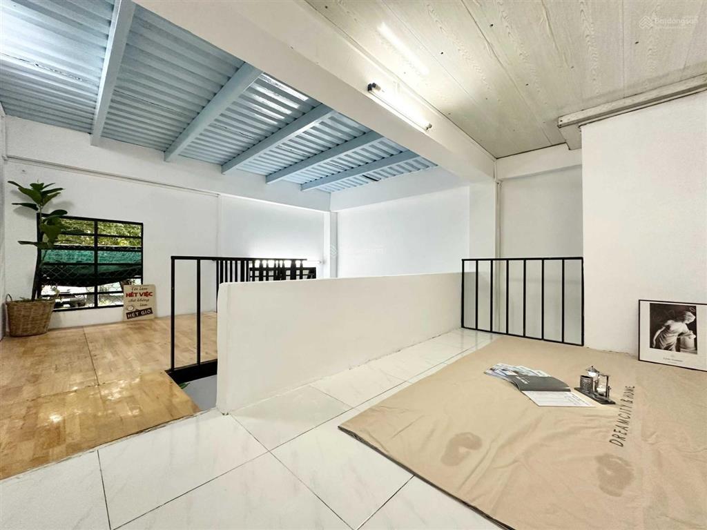 Cho thuê phòng trọ giá rẻ rộng 40m2 1 trệt, 1 lầu ngay phạm văn đồng, cầu gò dưa thủ đức
