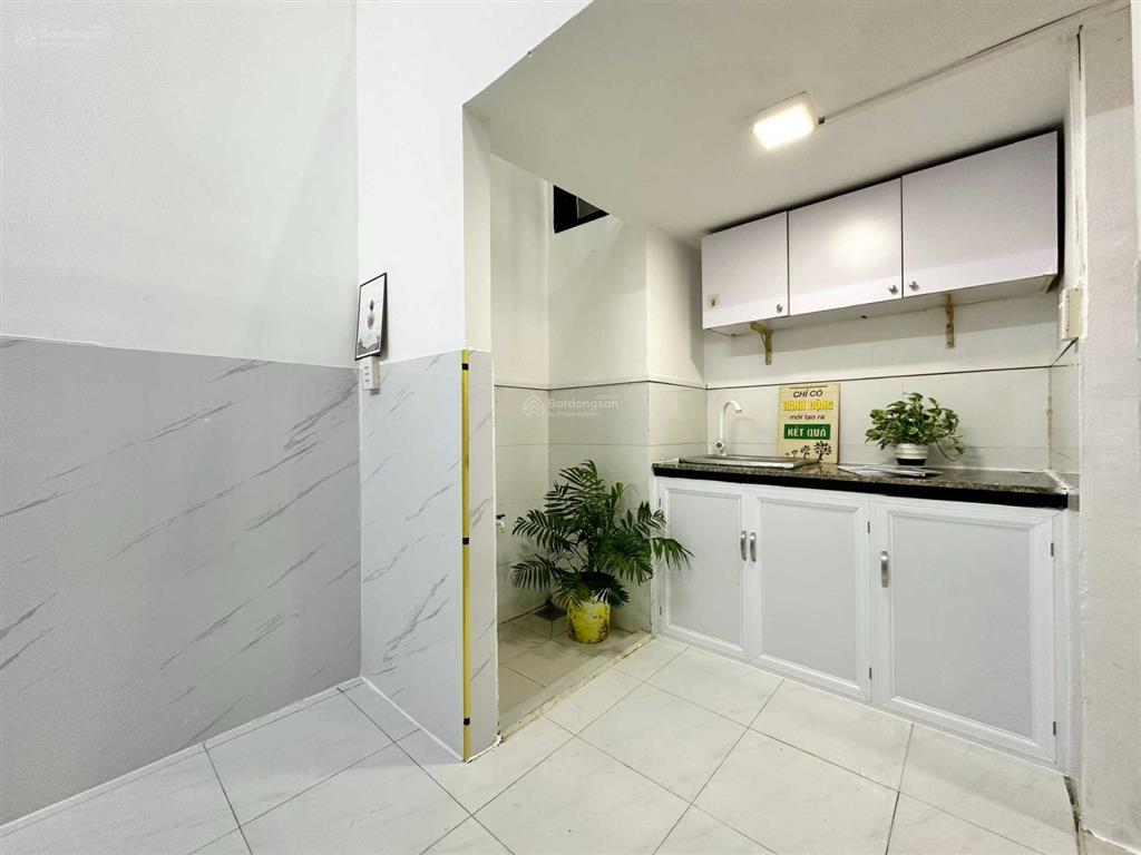 Cho thuê phòng trọ giá rẻ rộng 40m2 1 trệt, 1 lầu ngay phạm văn đồng, cầu gò dưa thủ đức