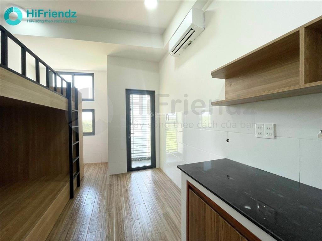 Cho thuê căn hộ hàng duplex có ban công thoáng mát gần đh fpt  khu công nghệ cao quận 9