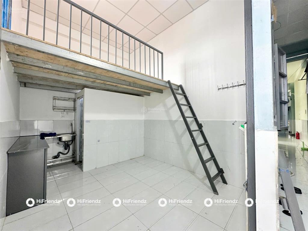 Phòng gác rộng giá sinh viên gần cđ công thương, p. hiệp phú, lê văn việt, man thiện
