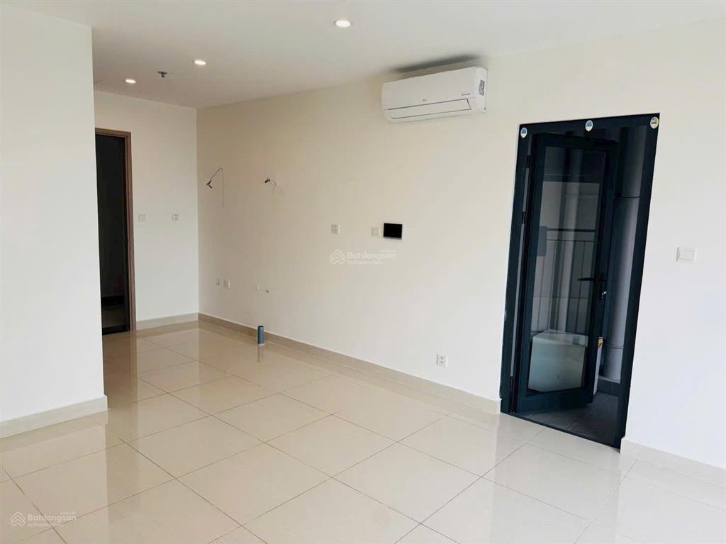 Bán nhanh căn studio diện tích lớn 34m2 s9 the origami giá rẻ nhất đã có sổ hồng 2 tỷ bao thuế phí