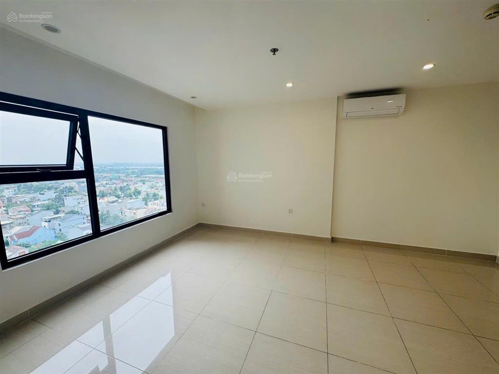 Bán nhanh căn studio diện tích lớn 34m2 s9 the origami giá rẻ nhất đã có sổ hồng 2 tỷ bao thuế phí