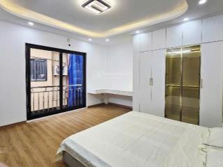 Gần 6 tỷ  nhà hiếm đẹp giá tốt trung tâm hbt  hoàn kiếm 5 tầng, mt 4m, nt cao cấp hiên đại