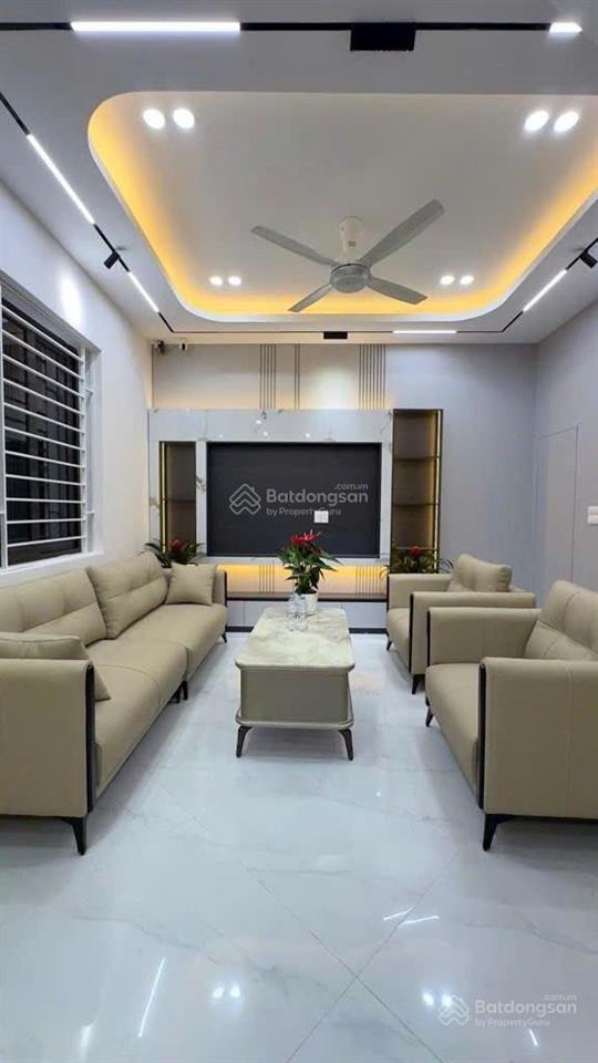 Nhỉnh 12 tỷ  nhà đẹp ngõ trại cá 55m2 x 5tầng dân cư đông đúc, kd sầm uất, tiện ích bạt ngàn