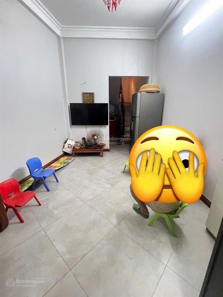 5,6 tỷ  nhà phố minh khai 30m x 4 tầng, mặt tiền rộng  ngõ nông thông  ba gác đỗ cửa