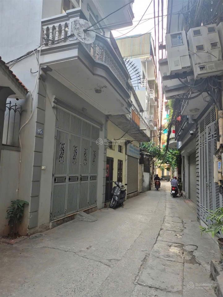 5,6 tỷ  nhà phố minh khai 30m x 4 tầng, mặt tiền rộng  ngõ nông thông  ba gác đỗ cửa