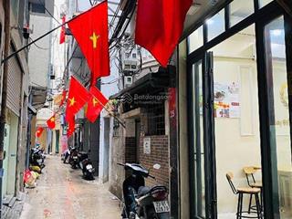 Chính chủ gửi bán căn nhà tâmhuyết, 30m2, 5 tầng, lô góc, vài bước ra ngõ ô tô tránh nhau thoải mái