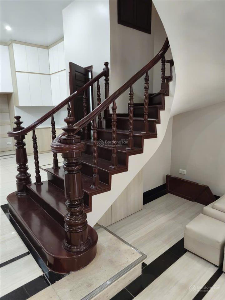 Hơn 10 tỷ  nhà đẹp phố minh khai, 60m2 x 4 tầng, 4p ngủ, full nt xịn sò, ở ngay, bạt ngàn tiện ích