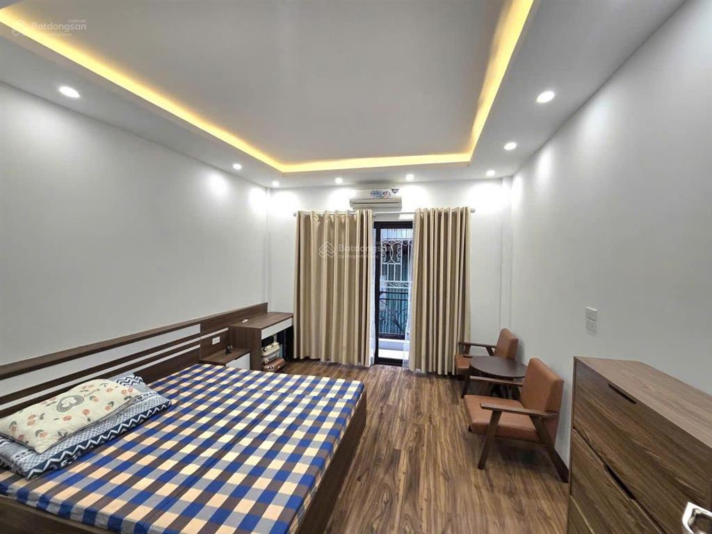 Hơn 8 tỷ  kv trung tâm hai bà trưng  thoáng trước sau  vị trí siêu đẹp  xem là thích