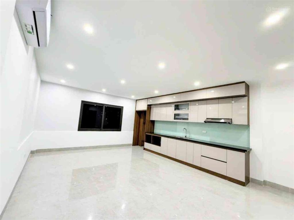 Nhỉnh 11,5 tỷ  nhà đẹp phố trương định  hoàng mai  6 tầng thang máy, tiện ích bạt ngàn
