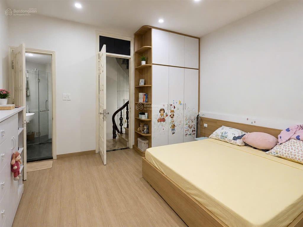 Chỉ 8 tỷ  nhà riêng phố lạc trung dtsd 40m2 x 4 tầng khu dân trí cao tiện ích ngập tràn