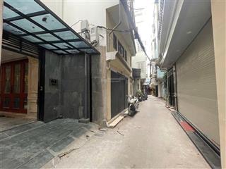 Chỉ hơn 9 tỷ, nhà riêng phố đại la, vị trí đắc địa, kd sầm uất, ở lâu dài hoặc cho thuê đều okie