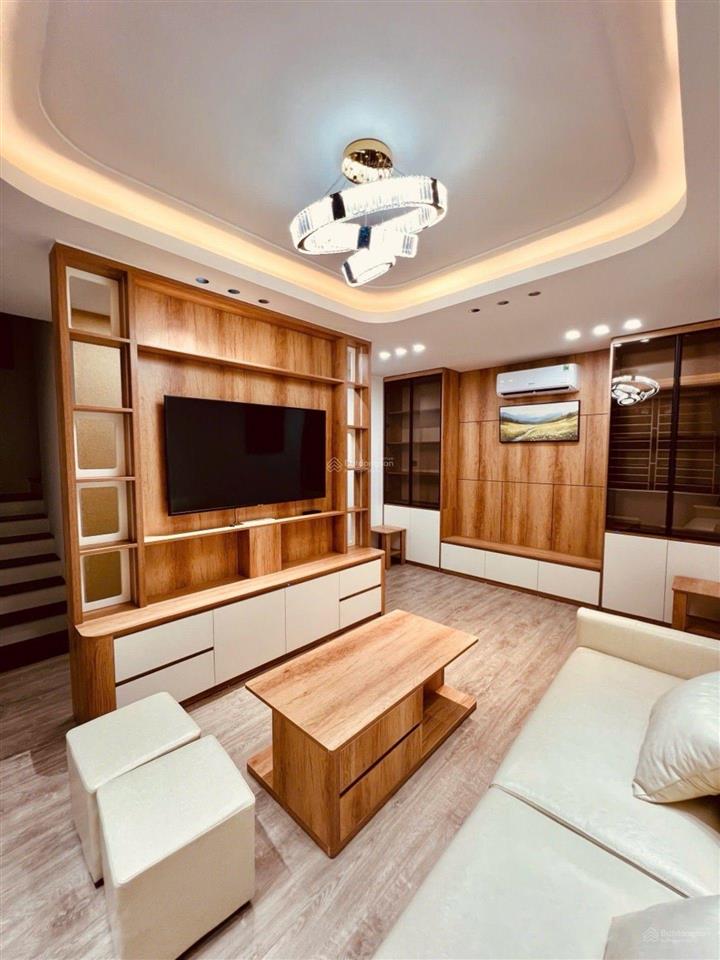 Hơn 8 tỷ  nhà phố tôn đức thắng 30m, mặt tiền khủng, ngõ nông thoáng, cực kỳ thuận tiện