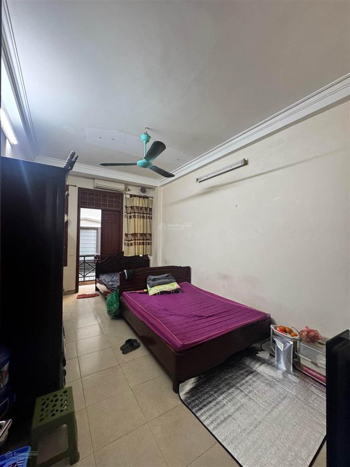 Chỉ hơn 6 tỷ, bán căn nhà riêng phố đại cổ việt  vân hồ sát công viên thống nhất, vị trí đẹp