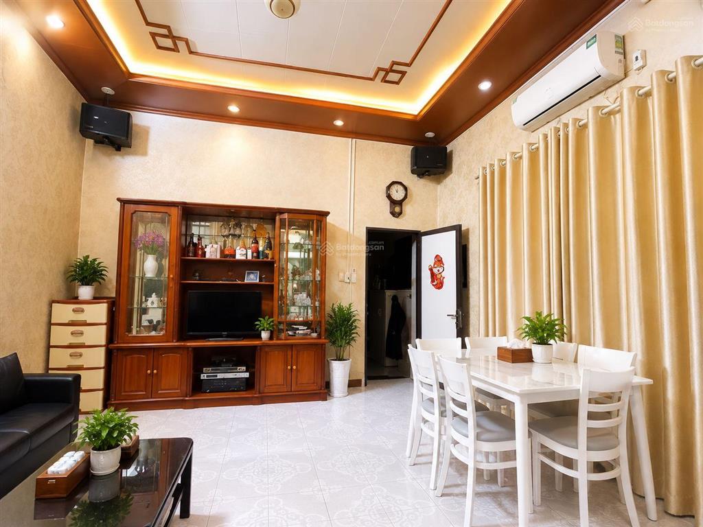 Hơn 7,5tỷ nhà riêng phố trần khát chân  võ thị sáu  55m2x4 tầng, 3 mặt thoáng, mt 4,5m, ngõ thông