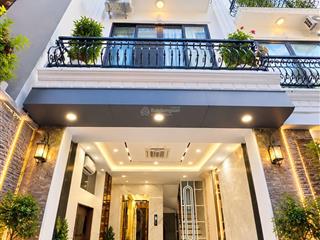 Hơn 11 tỷ  nr phố trần khát chân  võ thị sáu. dt 63m2, 5 tầng, thang máy, mt 5,5m, ở cực sướng
