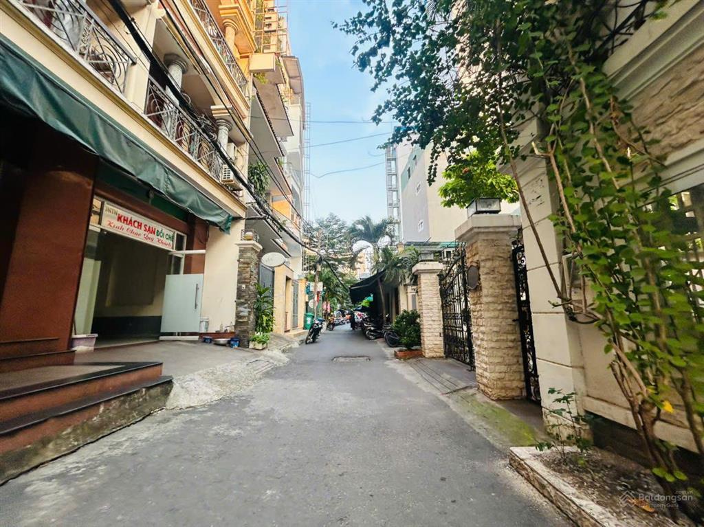 Bán nhà 4 tầng, hẻm xe hơi, nguyễn gia trí, p25, bình thạnh.dt6x18, giá23,5 tỷ