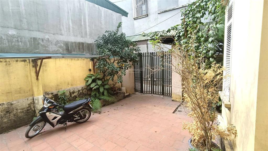 Cho thuê nhà nguyên căn phú la  hà đông, thích hợp ở kết hợp kinh doanh , văn phòng