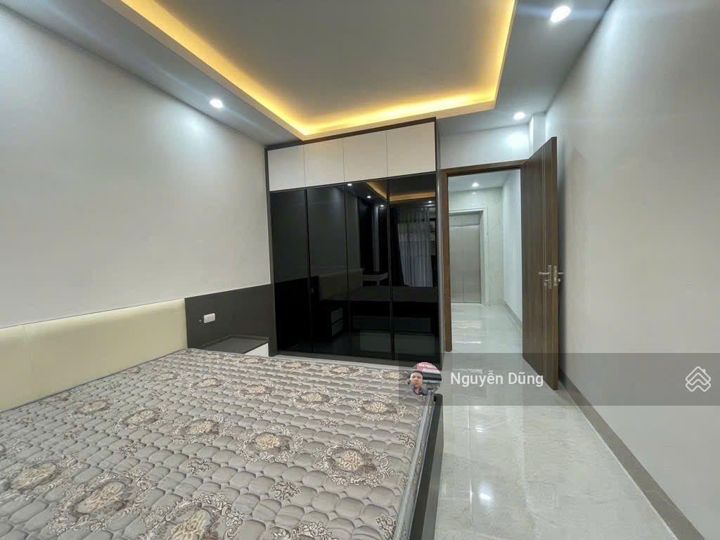 Hiếm thật nhà 7 tầng thang máy ngõ nông gần cầu chương dương
