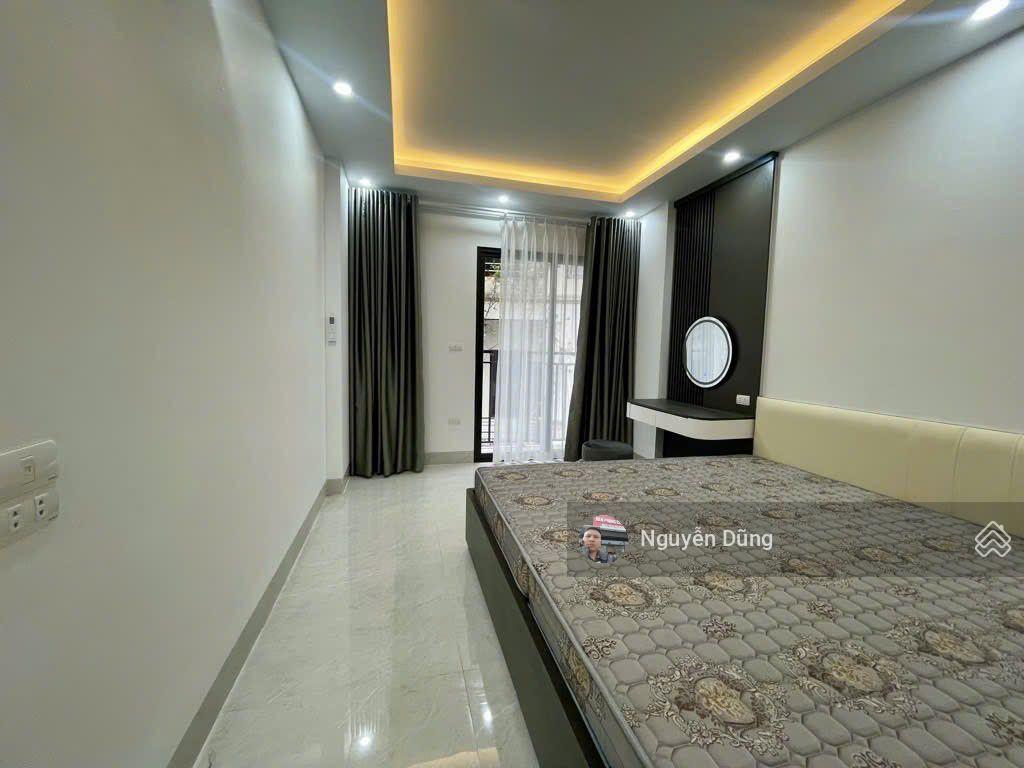 Hiếm thật nhà 7 tầng thang máy ngõ nông gần cầu chương dương
