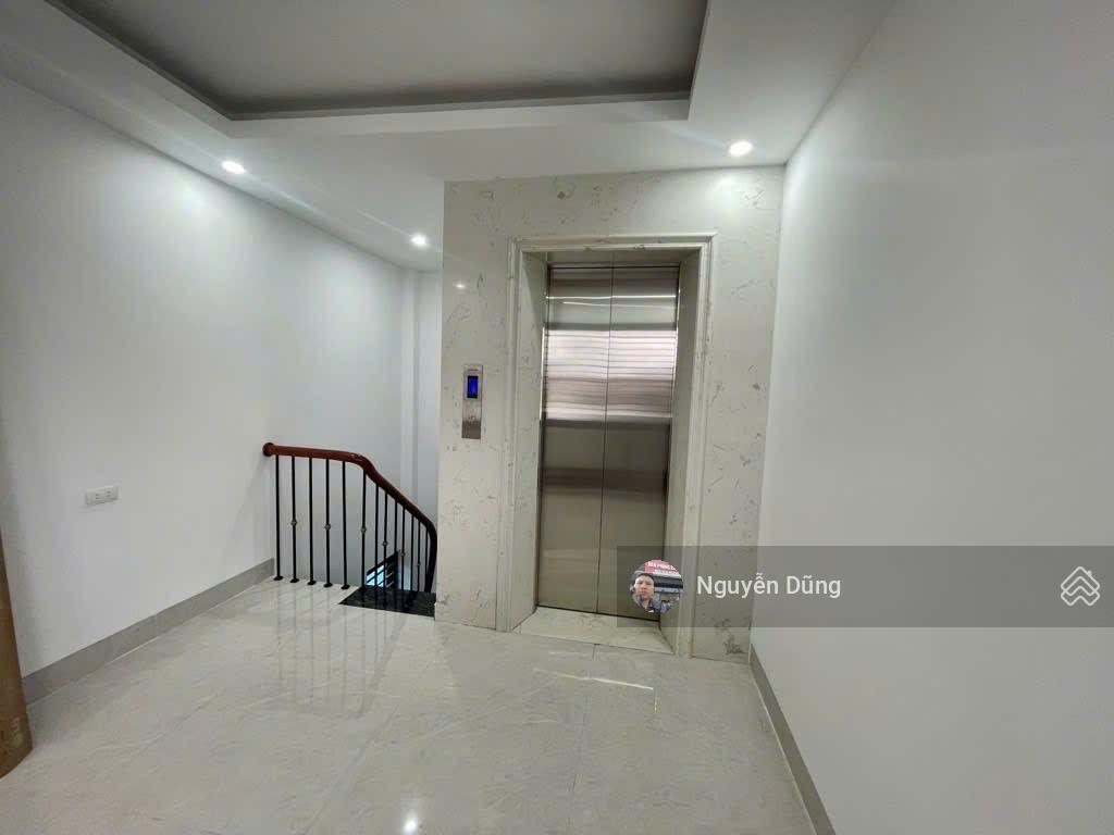 Hiếm thật nhà 7 tầng thang máy ngõ nông gần cầu chương dương
