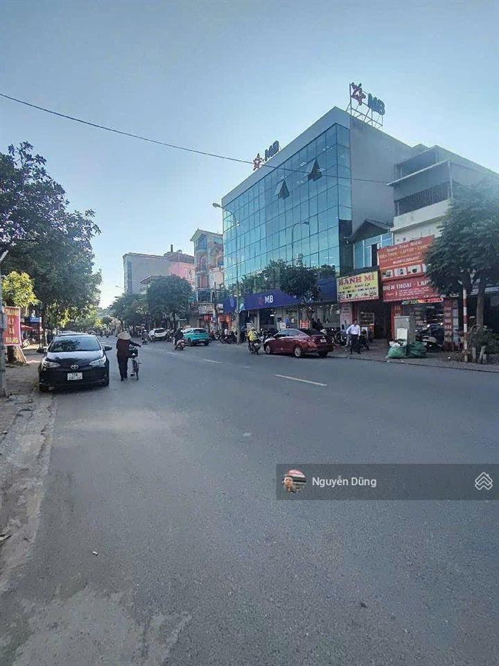 Hiếm mặt bằng phố kinh doanh dòng tiền tốt. ô tô tránh dừng đỗ ngày đêm, chính chủ bán hàng f0