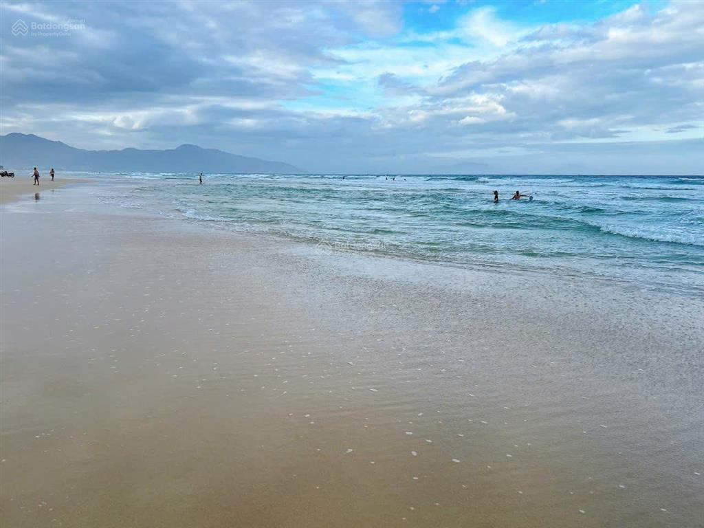 Gấp! bán căn sea view trực biển bể bơi, mặt a giá 1,1 tỷ bao phí.  0945 008 ***