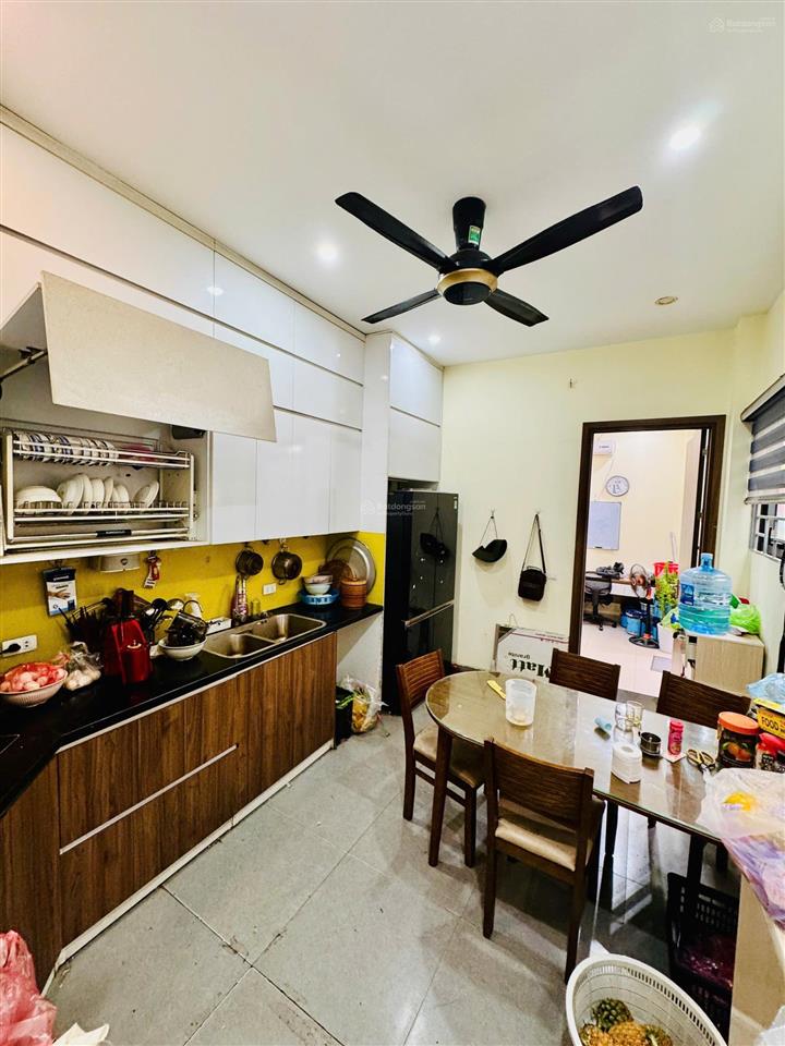 Nhà phố hoàng đạo thành, nhà thoáng đẹp