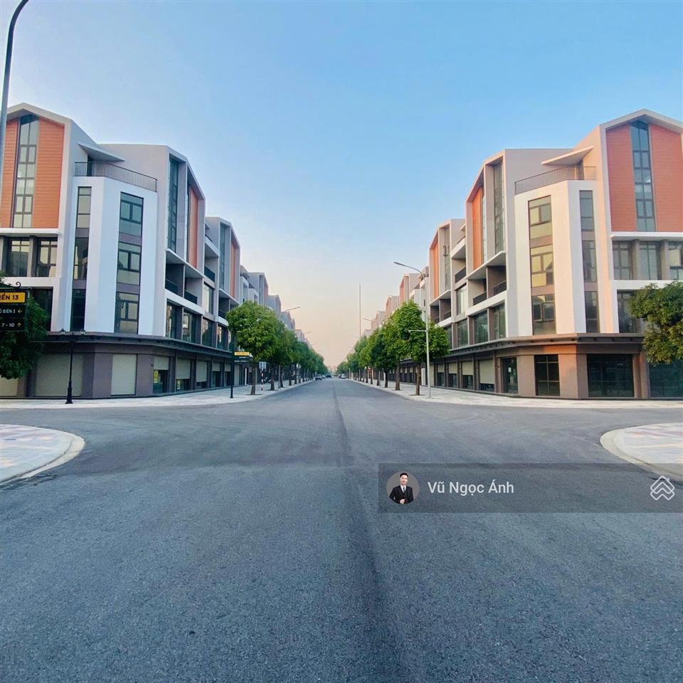 Siêu hiếm! liền kề phố biển ocp3, đối diện 30 tòa cc, 2 mặt tiền đường 20m, dt 100m2x5tx10m, 17 tỷ