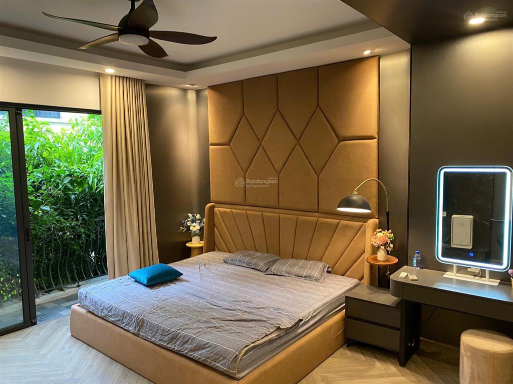 Hàng ngộp! liền kề san hô vinhomes ocean park 2, dt 91m2, mt 6,5m  gần biển hồ, giá 11,5 tỷ