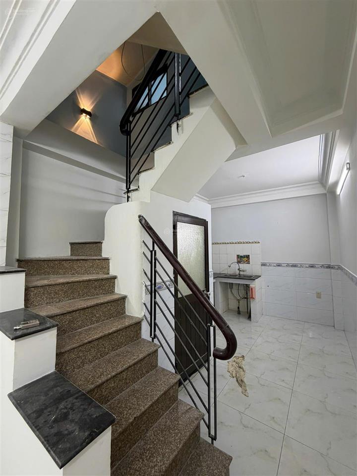 Cho thuê nhà nguyễn tiểu la 35m² 3 tầng  14 triệu/tháng