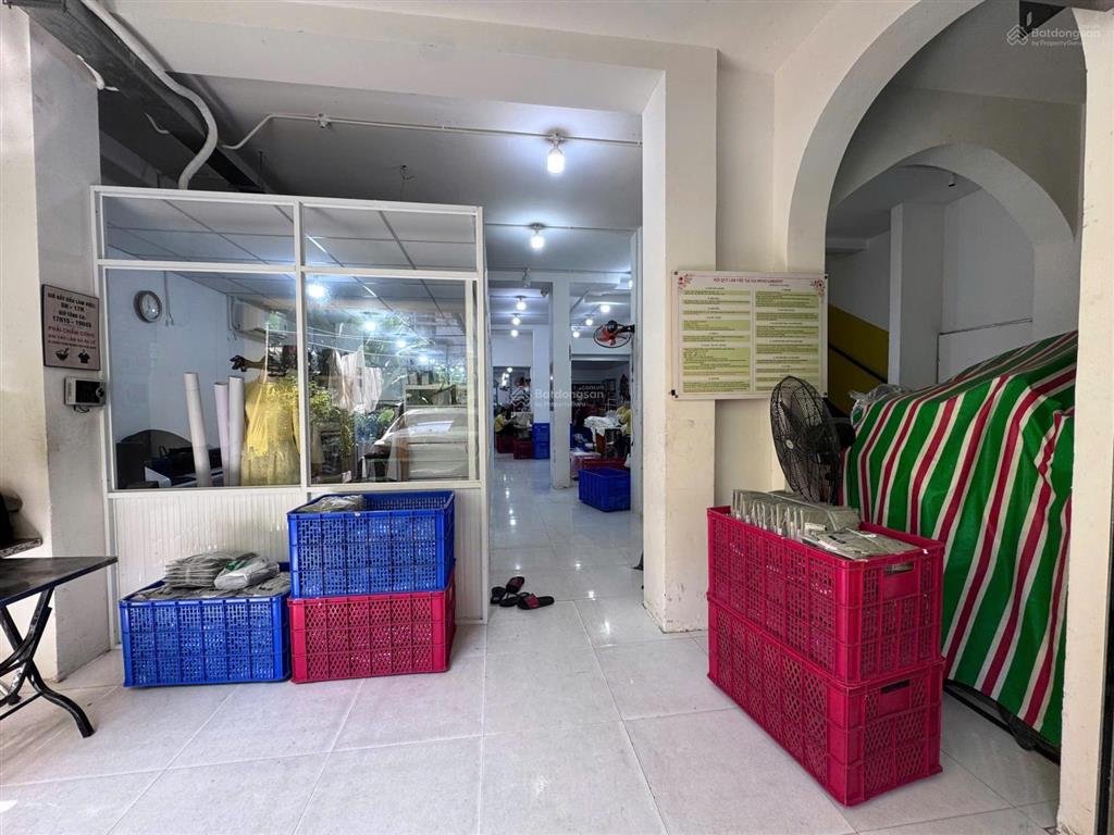 Cho thuê nhà hoàng văn thụ 480m² 2 tầng  82 triệu/tháng