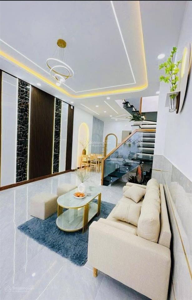 Hơn 6tỷ nhà an dương vương 3 tầng dt (72m2), hẻm 8m ôtô ngủ nhà
