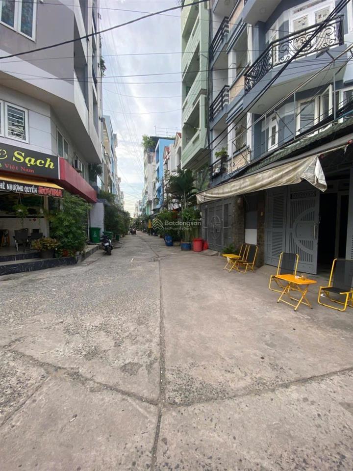 Nhà đẹp vào ở ngay, sát bx miền tây, 3 tầng dt (4x18), ô tô ngủ nhà, chỉ 6 tỷ xíu (kk1507).