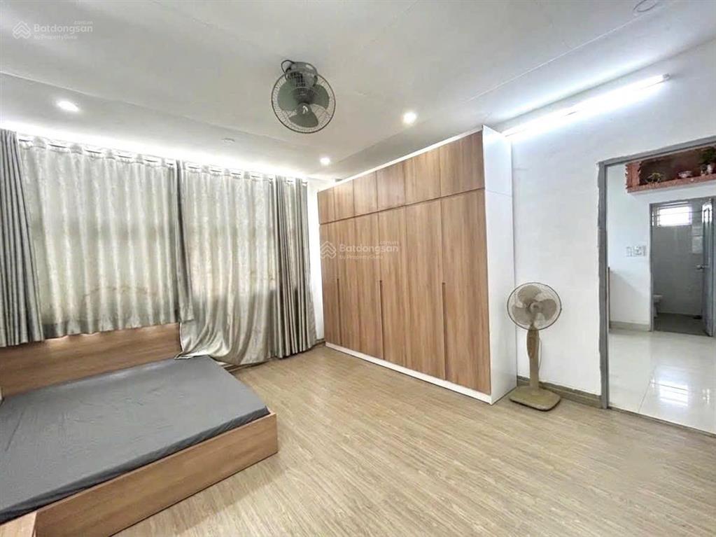 Nhỉnh 5 tỷ nhà đẹp tỉnh lộ 10, ngang 5m, 3 tầng btct, hẻm xe tải tránh, vào ở ngay (kk2909).