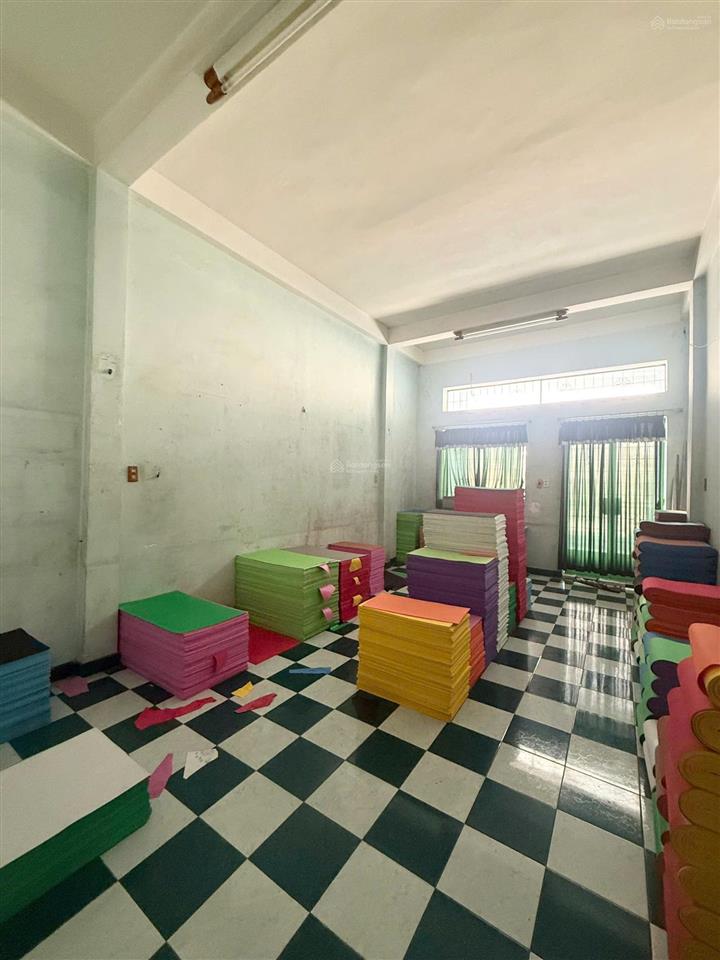 Mặt tiền lê đại hành quận 11, gần chợ rẫy dt 105m2 cn 81m2 có lề, chỉ 21.95 tỷ