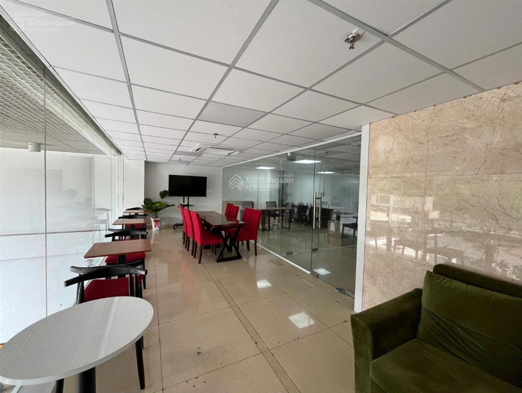 86 tỷ  tòa building  phan xích long / 9.3x30m  242m2. dt sàn  1.496m2. hầm 9 tầng tn 300tr/th