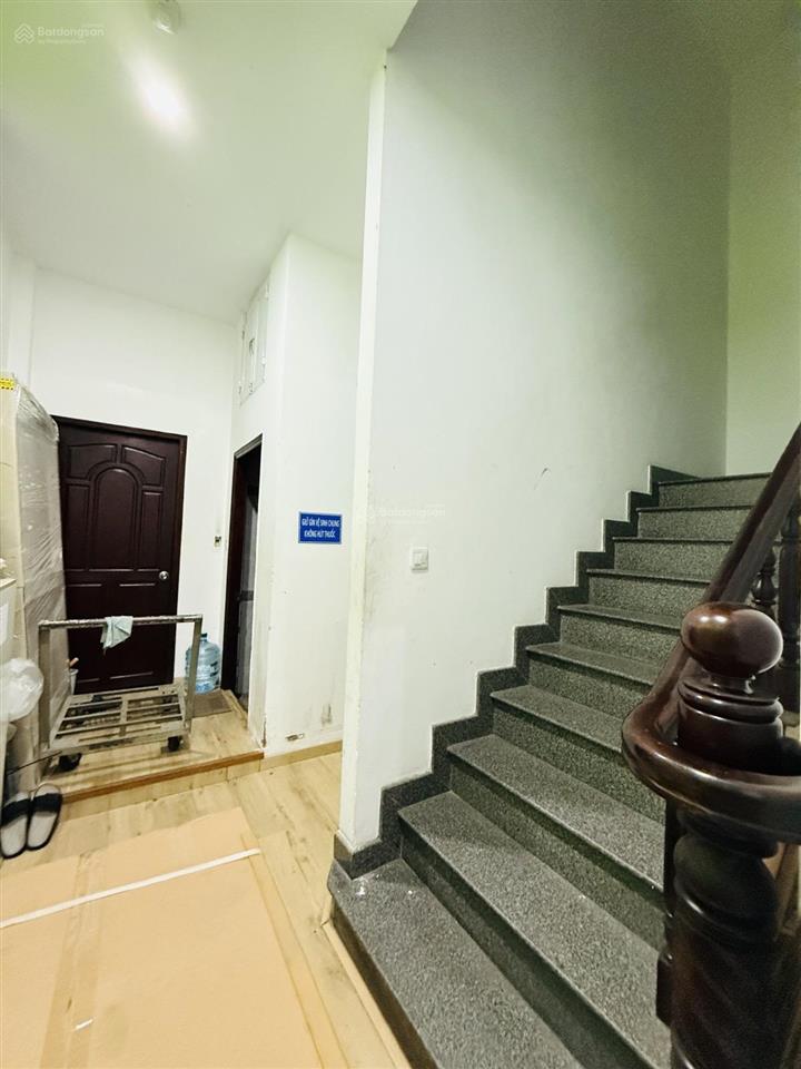 Bán nhà riêng phù hợp cho thuê vp, chdv nguyễn cửu đàm, dt 100m2 (5x20m) 5 tầng 8pn. chỉ 16.6 tỷ