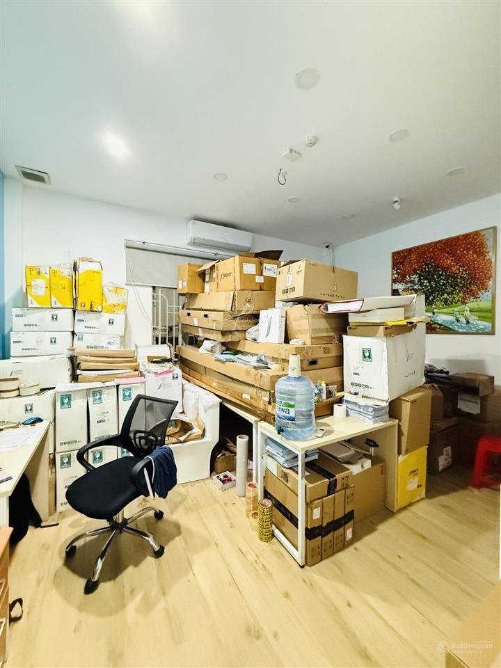 Bán nhà riêng phù hợp cho thuê vp, chdv nguyễn cửu đàm, dt 100m2 (5x20m) 5 tầng 8pn. chỉ 16.6 tỷ