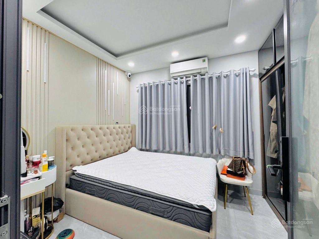 Hẻm xe hơi  nhà mới sát mặt tiềntrung tâm & tiện ích