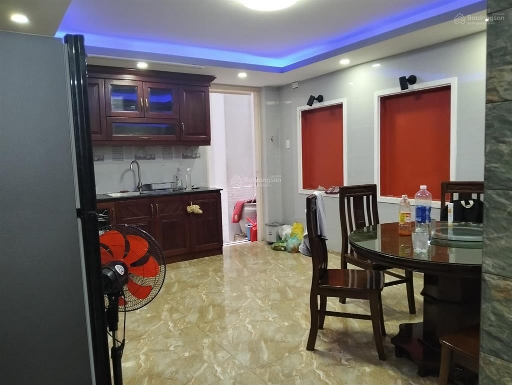 Bán nhà trung tâm bình thạnh  gần chợ bà chiểu