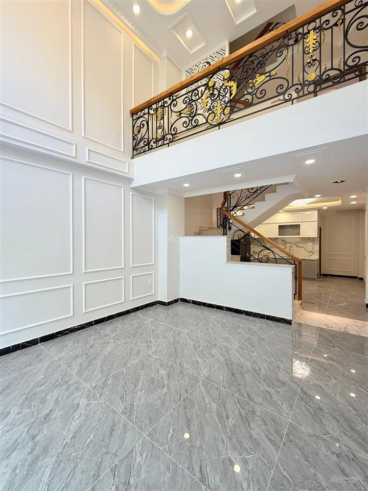 Nguyễn văn trỗi  xe hơi ngủ trong nhà khu đồng bộ cao tầng hiếm