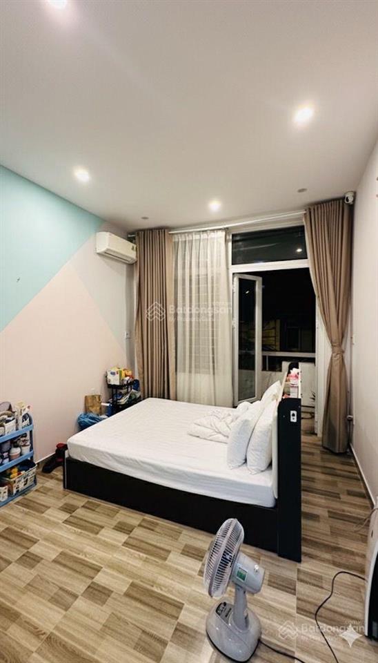 Bán nhà mặt tiền khu trần khắc chân & hoàng văn thụ . phú nhuận