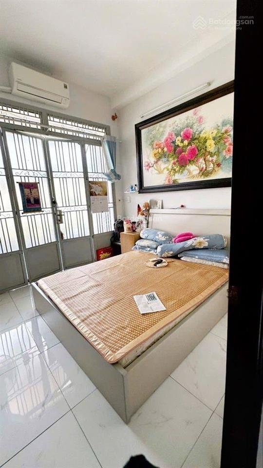 Hiếm lắm luôn.bán nhà trung tâm phú nhuận, đường phan xích long, dân trí