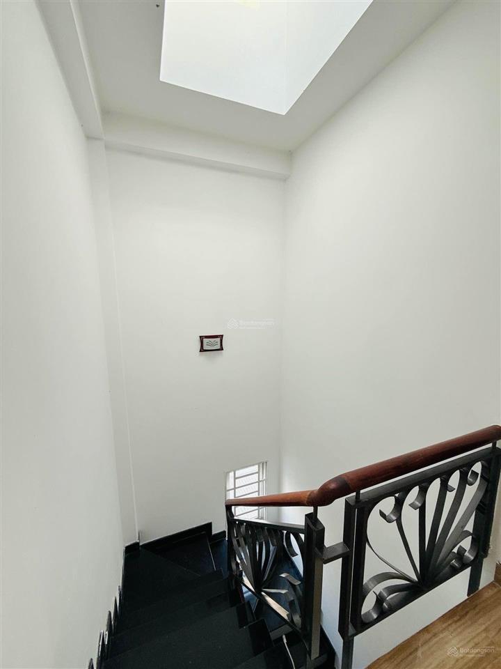 Lâu lâu mới có 1 căn, bán nhà khu dân trí phú nhuận