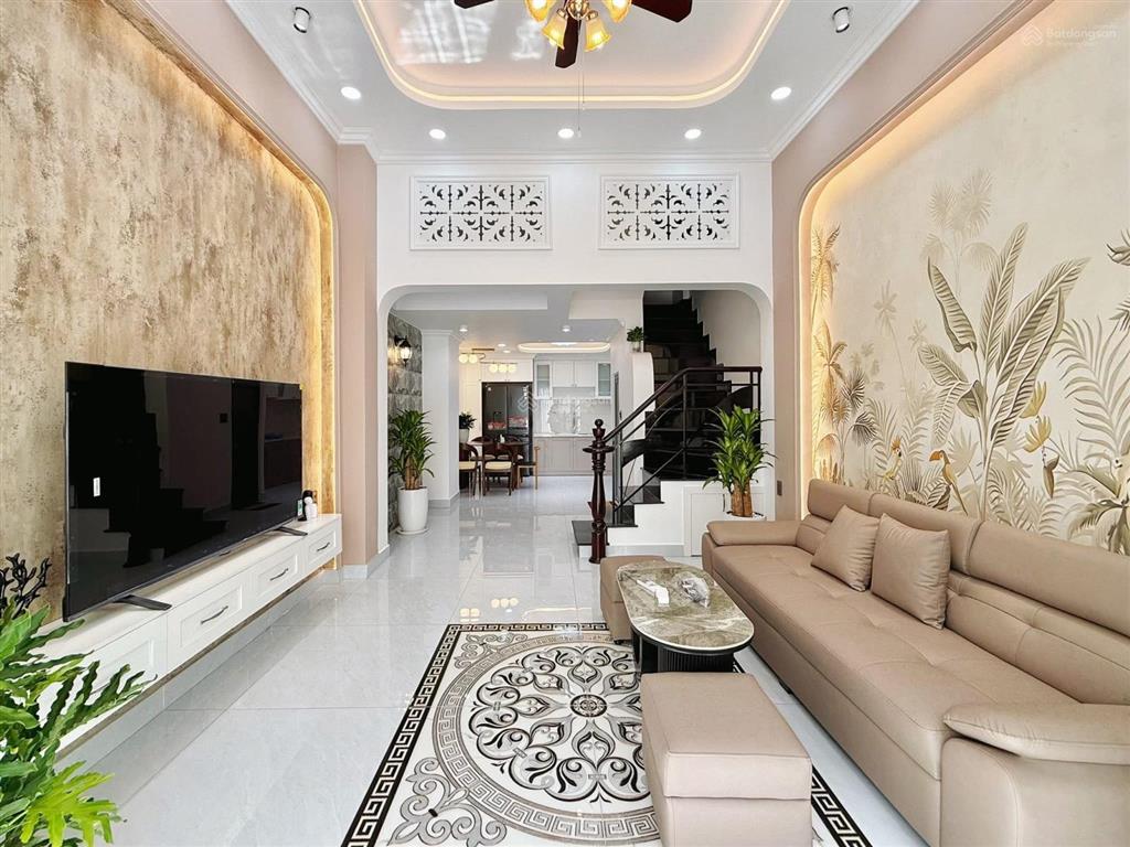 Bán nhà mới,sát quận 1 , lê văn duyệt bình thạnh, hẻm xe hơi