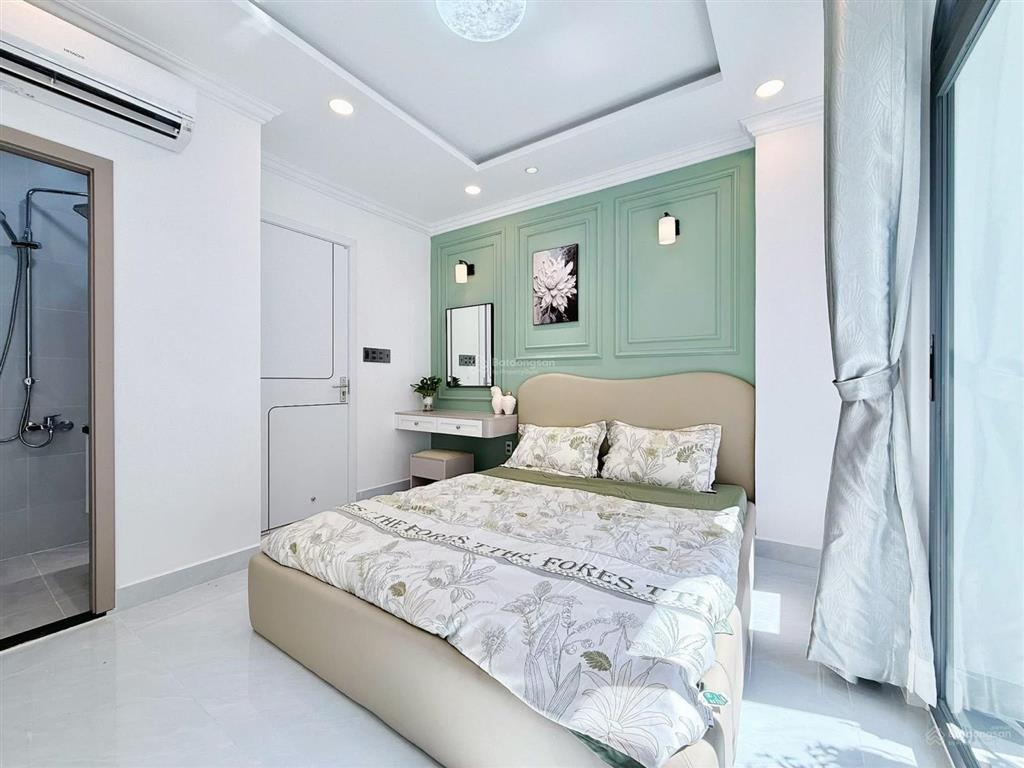 Bán nhà mới,sát quận 1 , lê văn duyệt bình thạnh, hẻm xe hơi