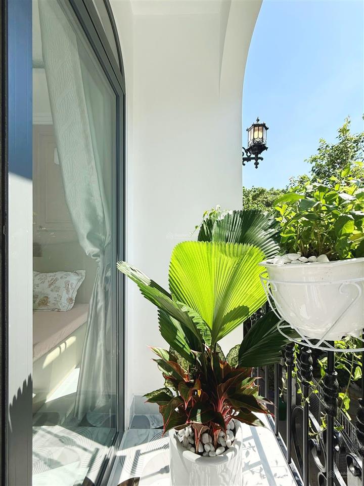 Bán nhà mới,sát quận 1 , lê văn duyệt bình thạnh, hẻm xe hơi