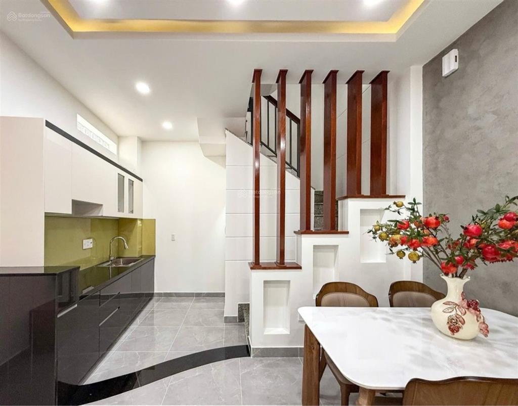 Bán nhà đẹp ngay phan xích long , quận phú nhuận, hiếm nhà bán