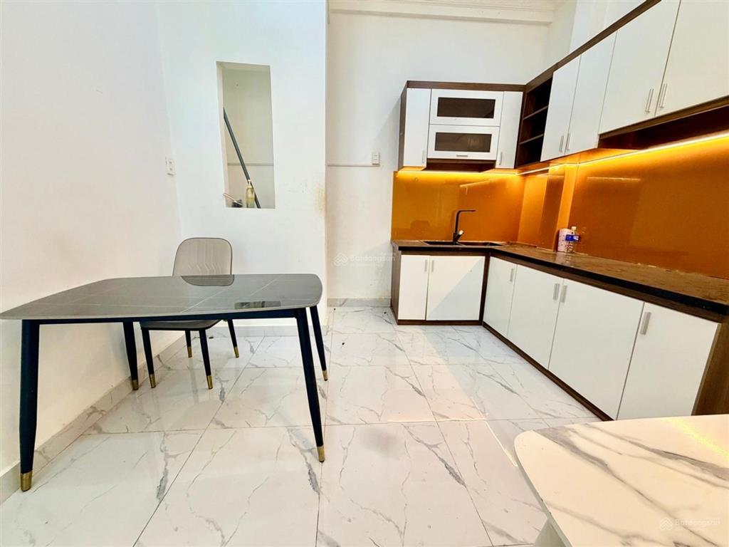 Nhà hiếm,giá tốt, 7 tỷ với 52m2 , trung tâm phú nhuận
